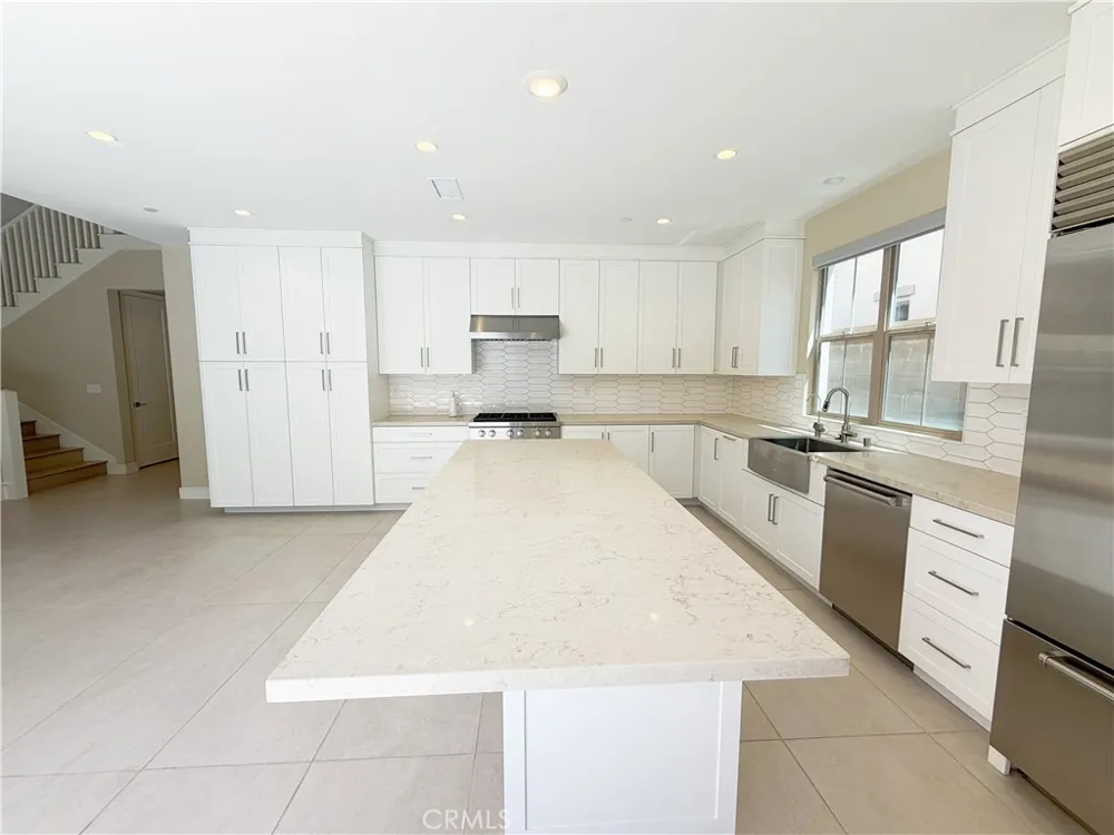124 Albero Irvine, CA 92602
