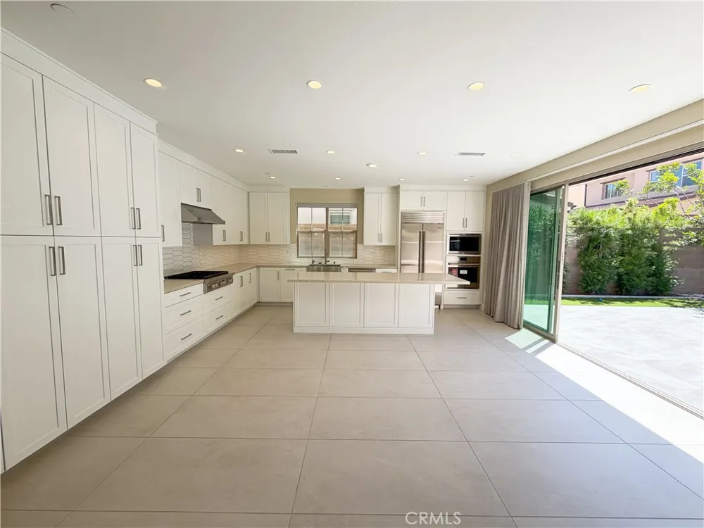 124 Albero Irvine, CA 92602