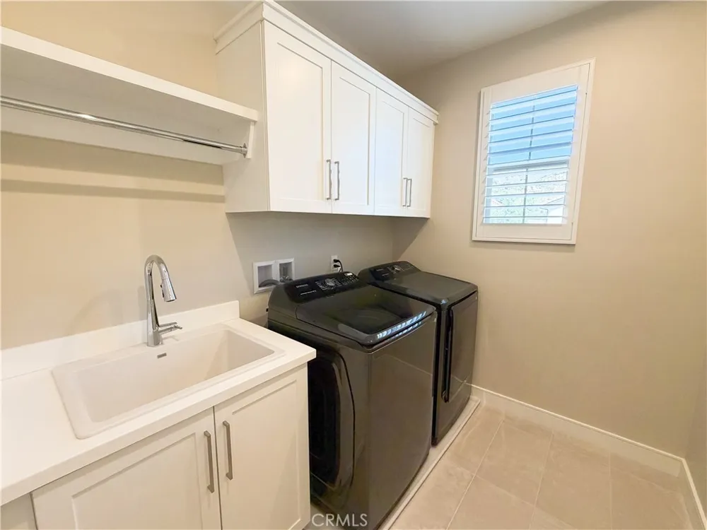 124 Albero Irvine, CA 92602