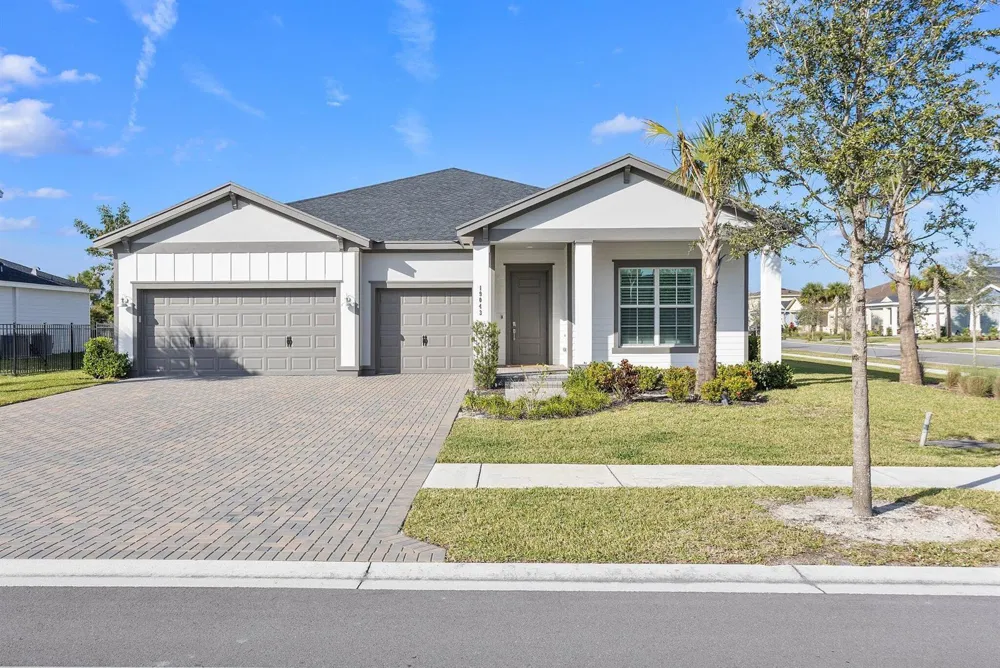 19043 BROAD SHORE Walk Loxahatchee, FL 33470