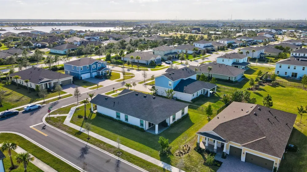 19043 BROAD SHORE Walk Loxahatchee, FL 33470