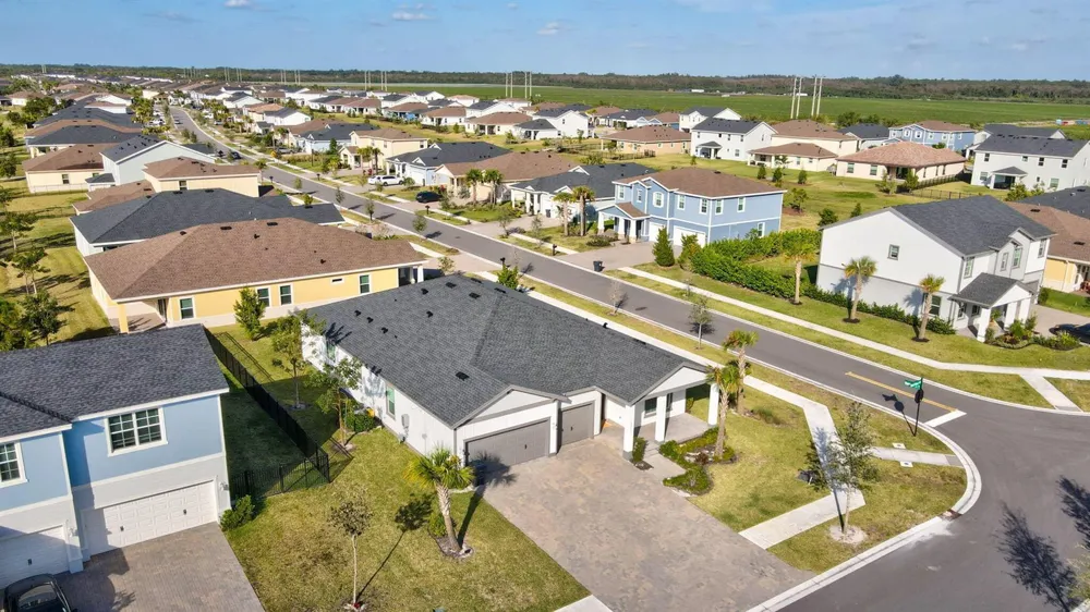 19043 BROAD SHORE Walk Loxahatchee, FL 33470