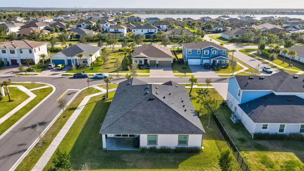 19043 BROAD SHORE Walk Loxahatchee, FL 33470