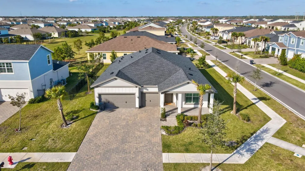 19043 BROAD SHORE Walk Loxahatchee, FL 33470