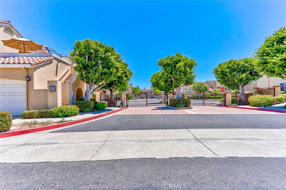 2495 Paseo Circulo Tustin, CA 92782