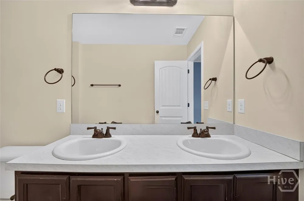 204 Steeple Run Clyo, GA 31303
