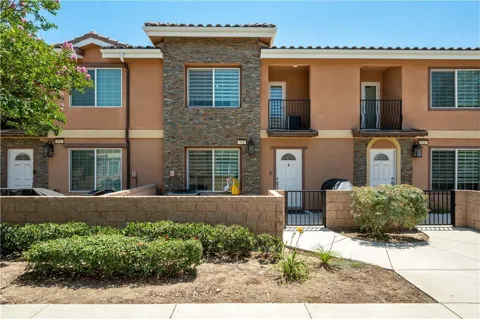 16408 Valencia #315