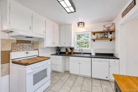 1412 Morningdove Road