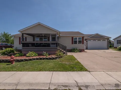 815 Jacobs Landing