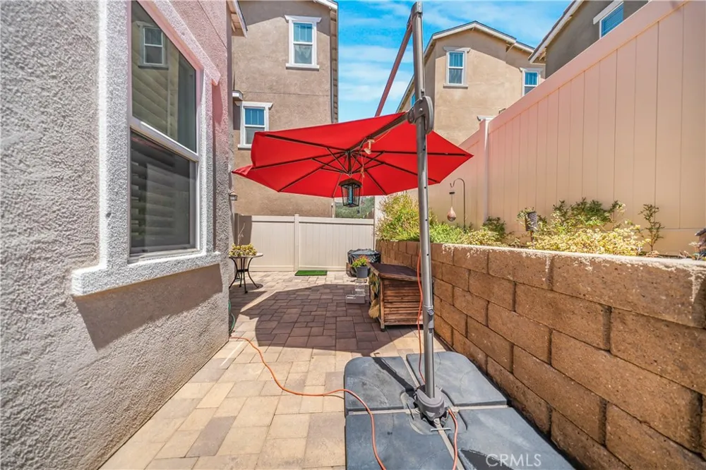 7391 Rocky Point Jurupa Valley, CA 92509