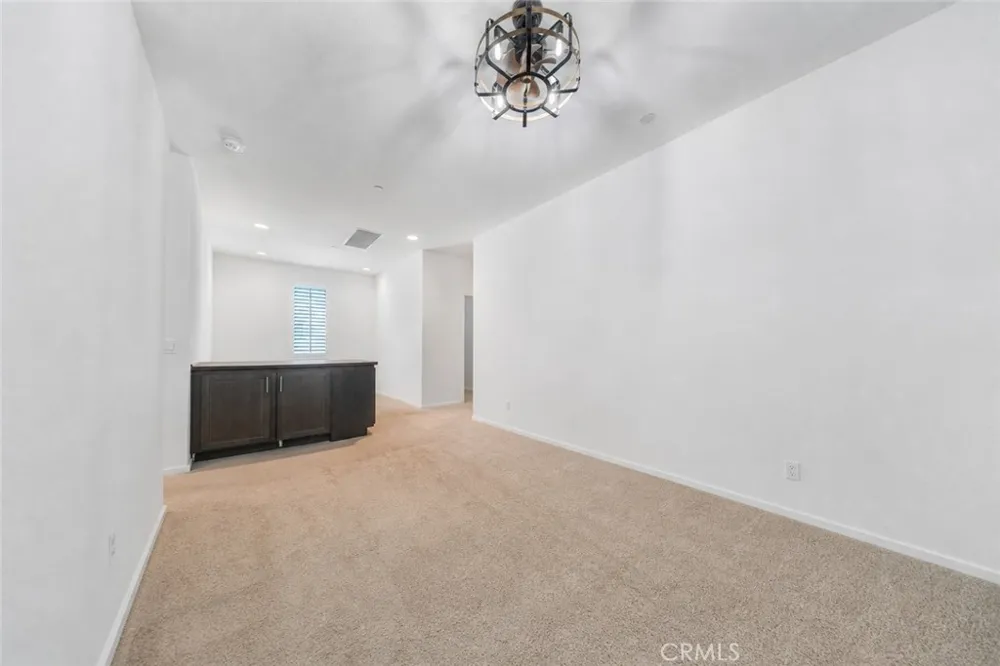 7391 Rocky Point Jurupa Valley, CA 92509