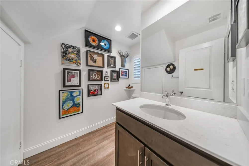 7391 Rocky Point Jurupa Valley, CA 92509