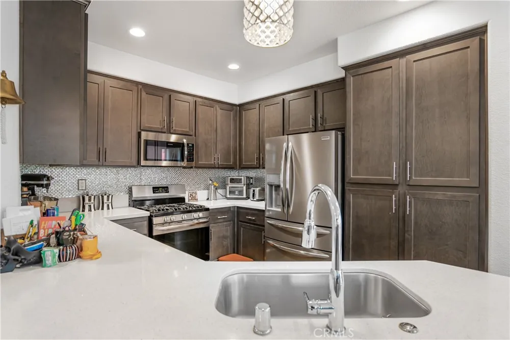 7391 Rocky Point Jurupa Valley, CA 92509
