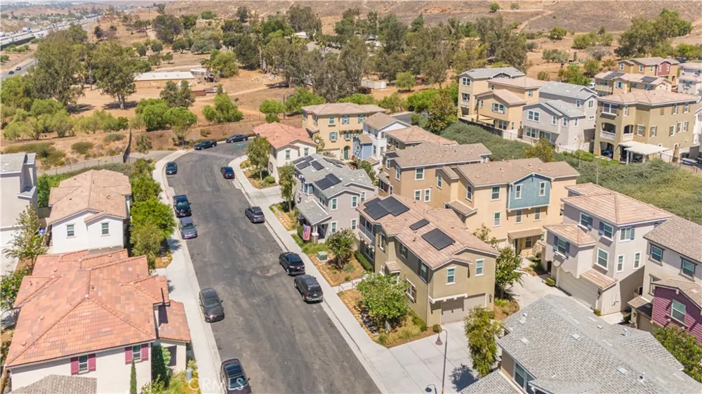 7391 Rocky Point Jurupa Valley, CA 92509