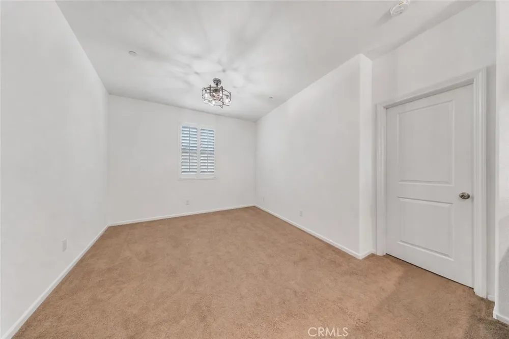7391 Rocky Point Jurupa Valley, CA 92509