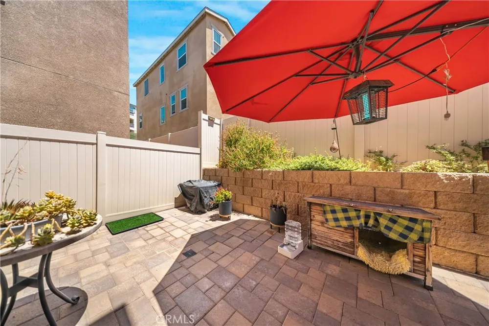 7391 Rocky Point Jurupa Valley, CA 92509
