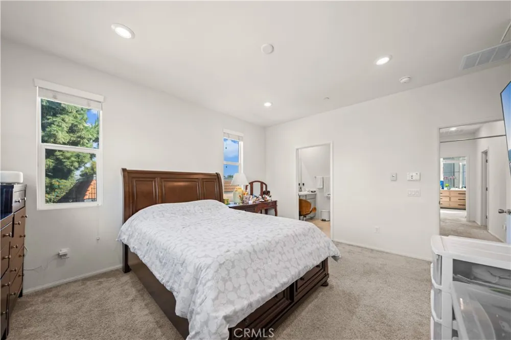 1530 W Cameron West Covina, CA 91790