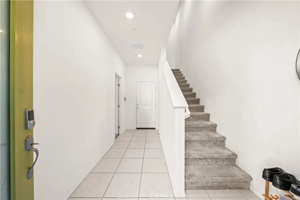 1530 W Cameron West Covina, CA 91790