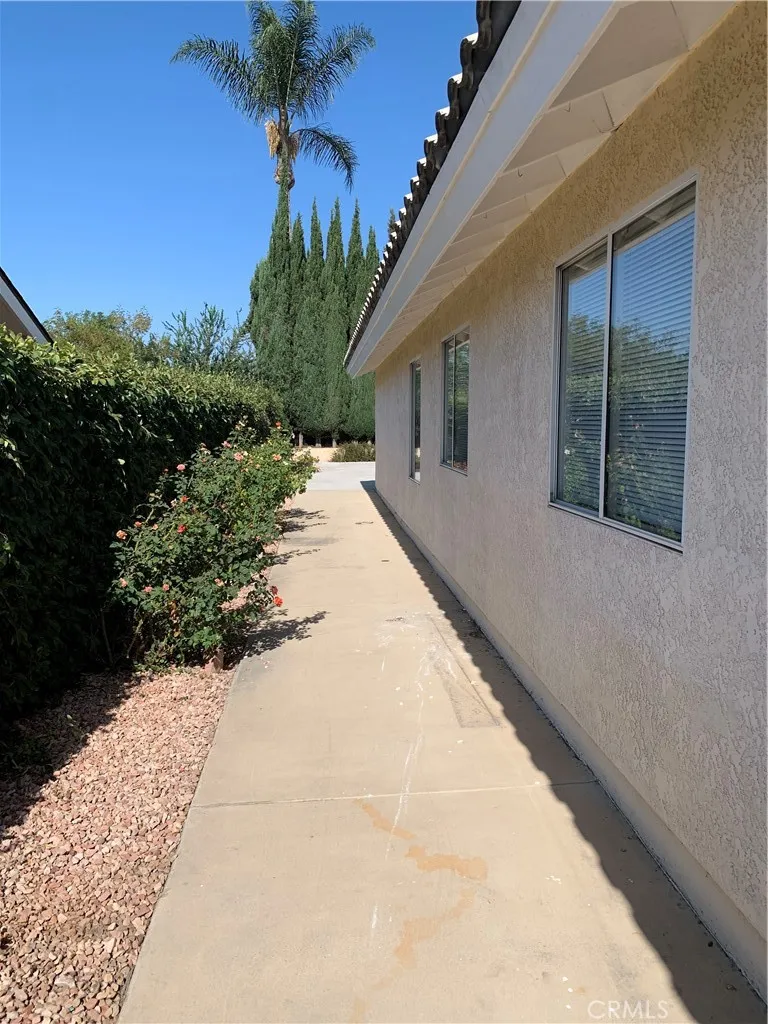 12644 Monte Vista Chino, CA 91710