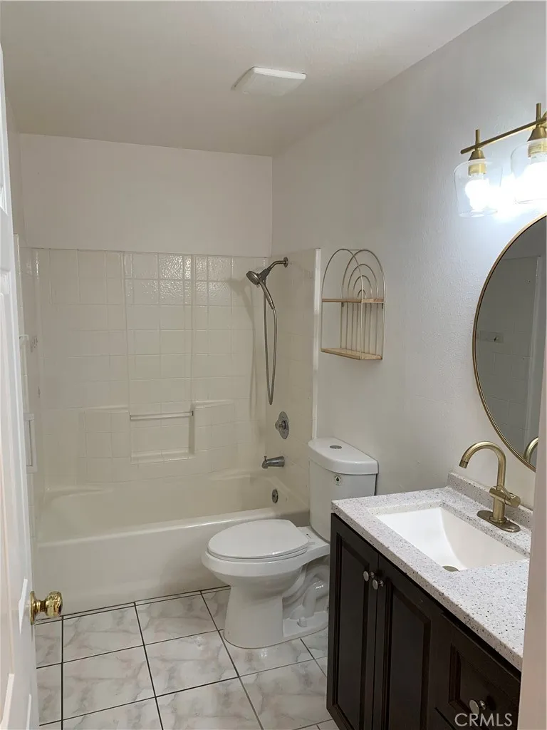 12644 Monte Vista Chino, CA 91710