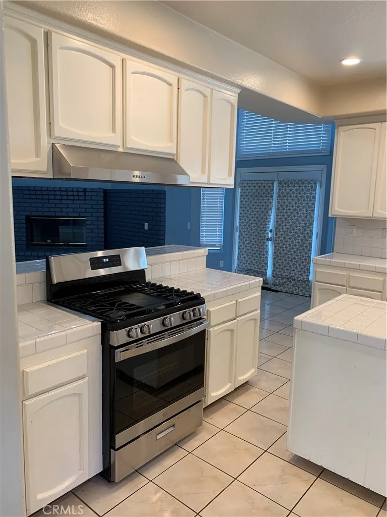 12644 Monte Vista Chino, CA 91710