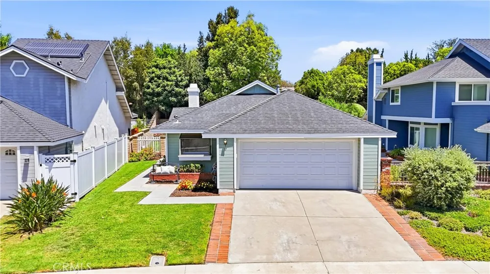 17 Jasmine Creek Laguna Hills, CA 92653