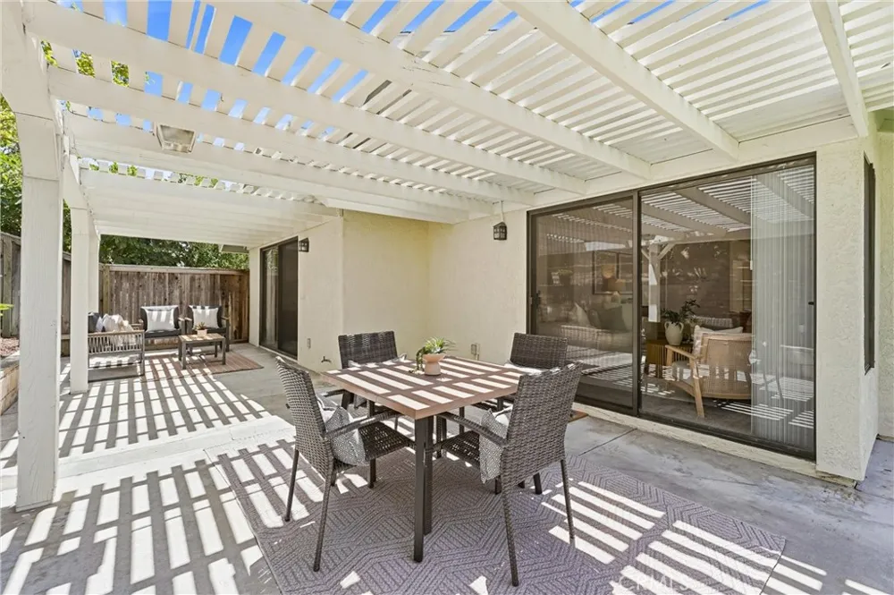 17 Jasmine Creek Laguna Hills, CA 92653
