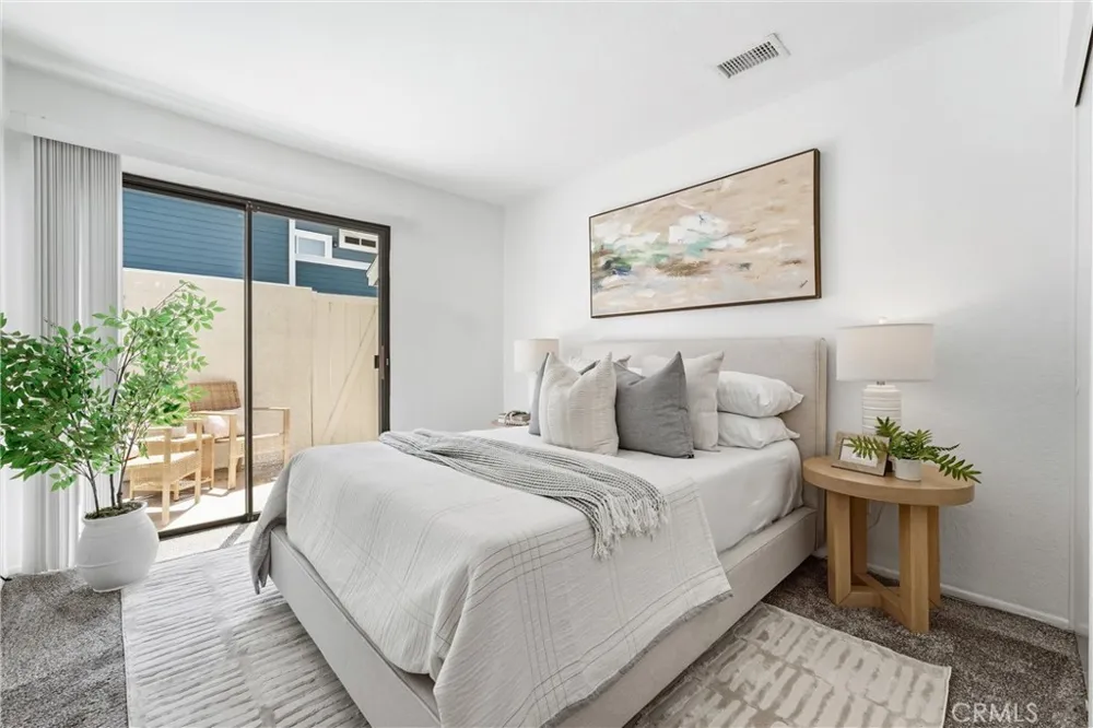 17 Jasmine Creek Laguna Hills, CA 92653