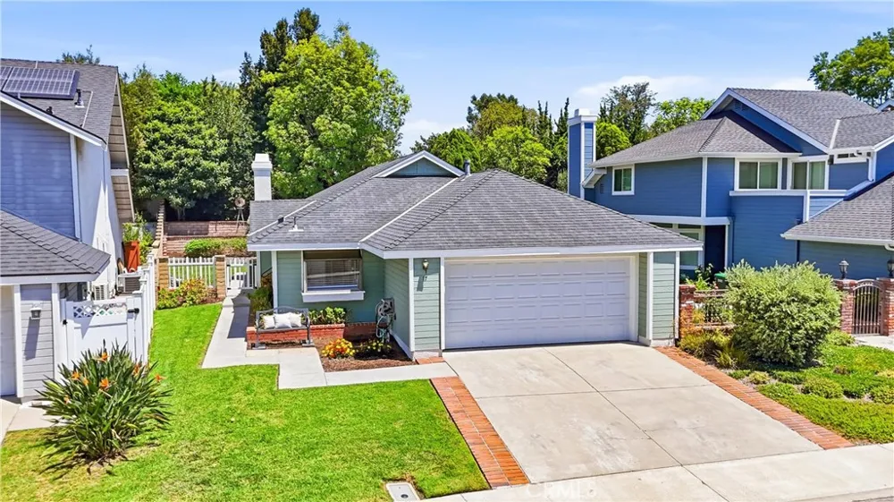 17 Jasmine Creek Laguna Hills, CA 92653