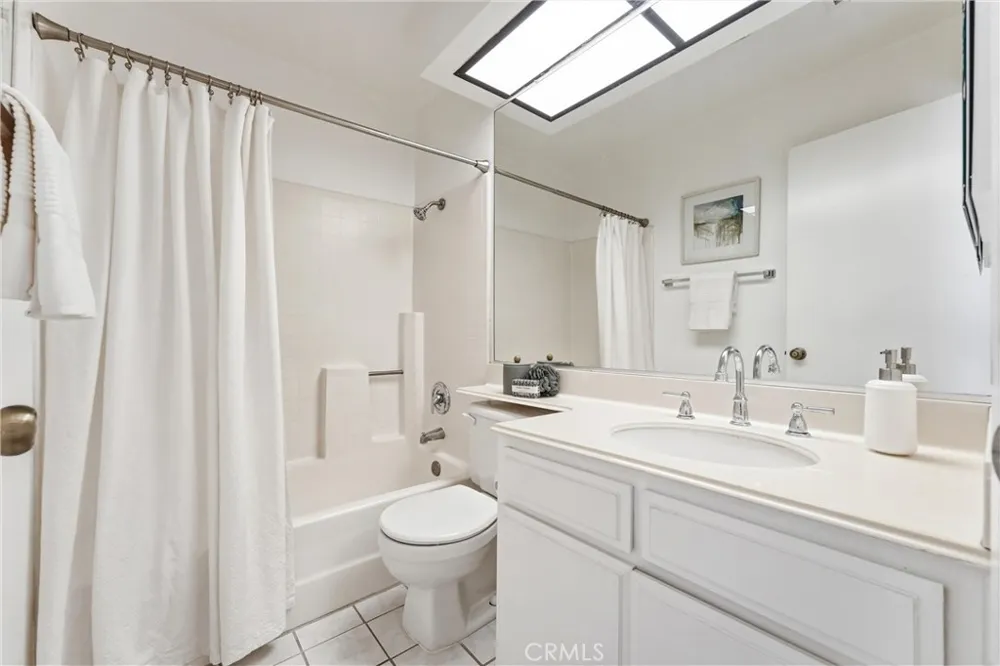 17 Jasmine Creek Laguna Hills, CA 92653