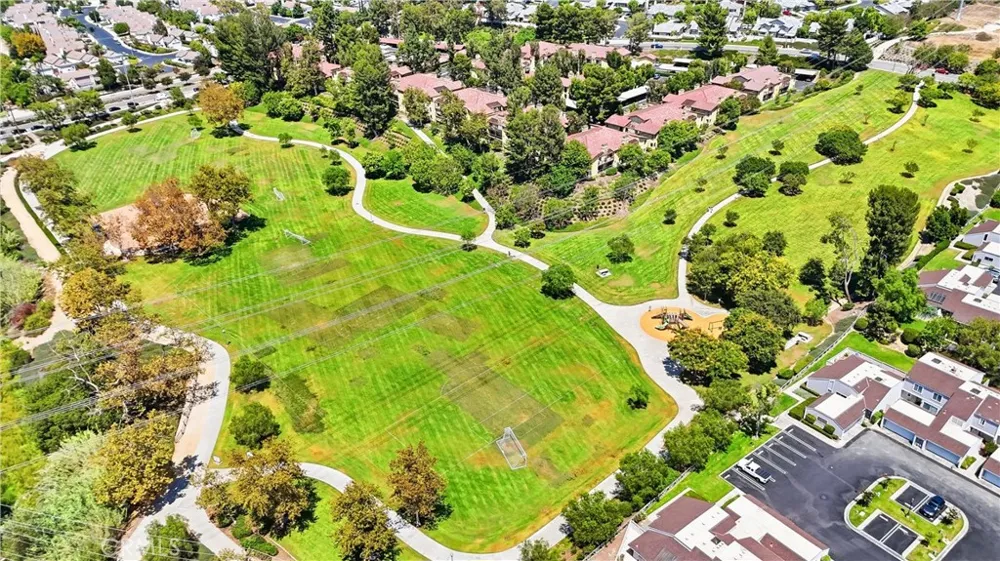 17 Jasmine Creek Laguna Hills, CA 92653