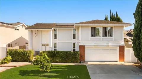 17612 Webster