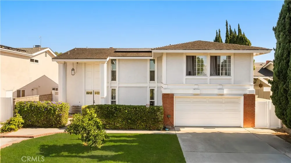 17612 Webster Irvine, CA 92614