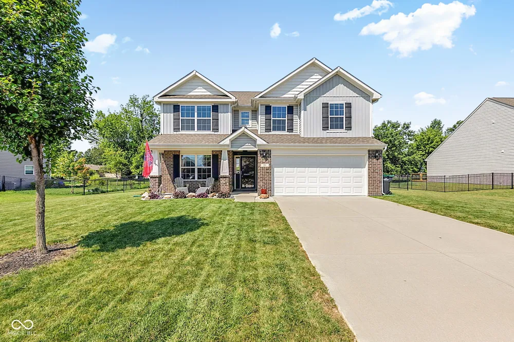 80 Blue Lace Drive Whiteland, IN 46184
