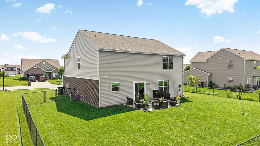 80 Blue Lace Drive Whiteland, IN 46184