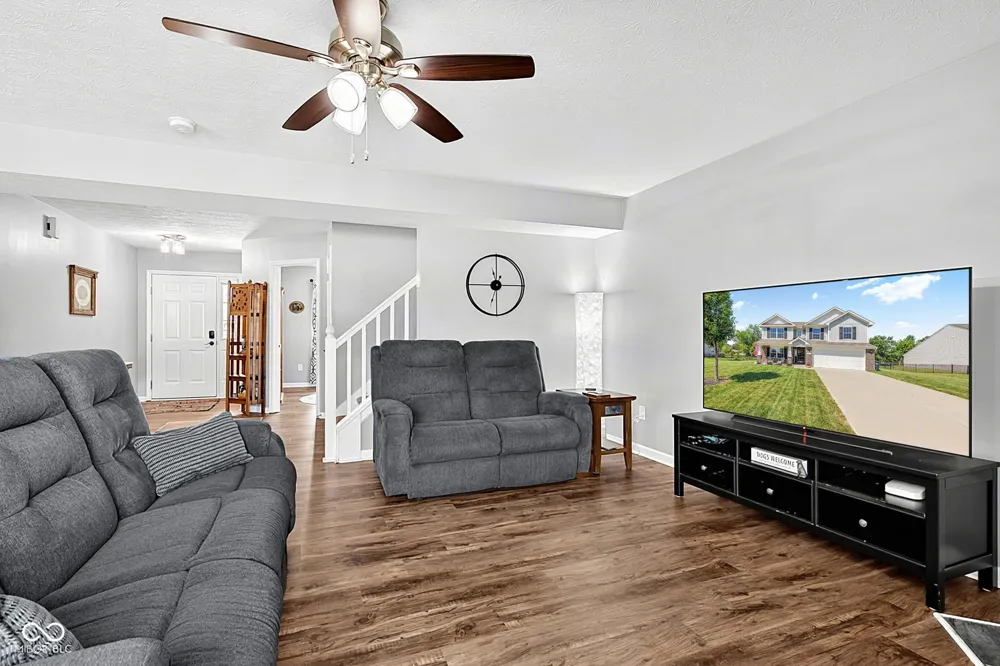 80 Blue Lace Drive Whiteland, IN 46184