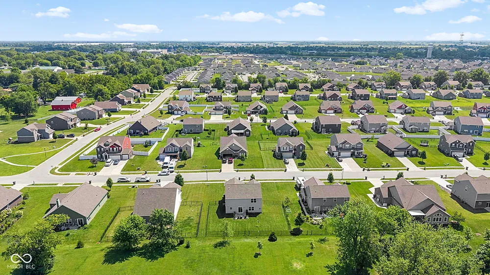 80 Blue Lace Drive Whiteland, IN 46184