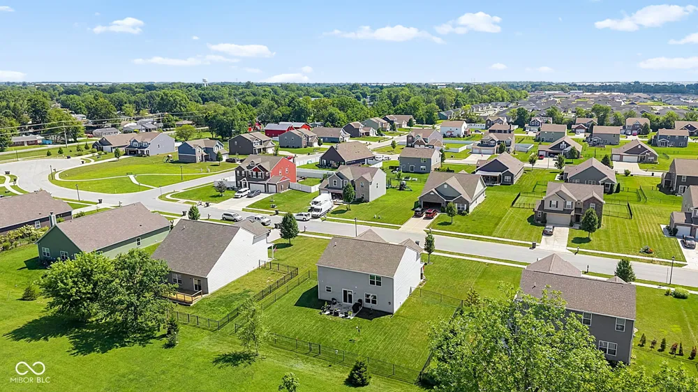 80 Blue Lace Drive Whiteland, IN 46184