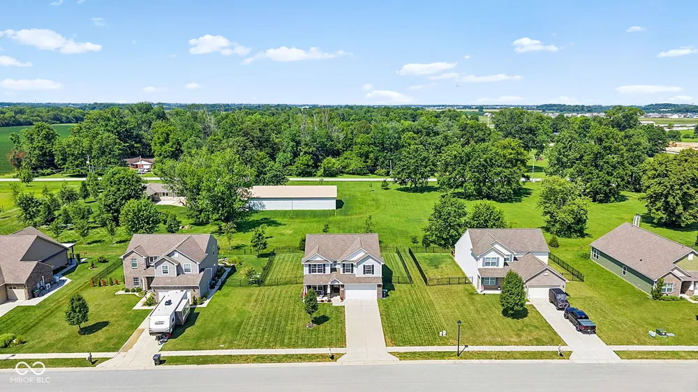 80 Blue Lace Drive Whiteland, IN 46184
