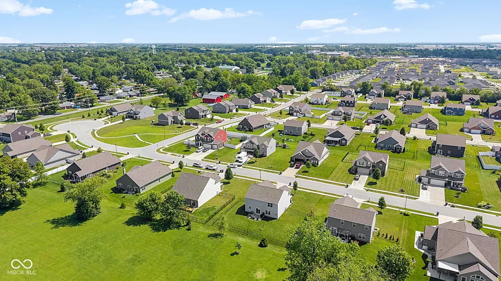 80 Blue Lace Drive Whiteland, IN 46184