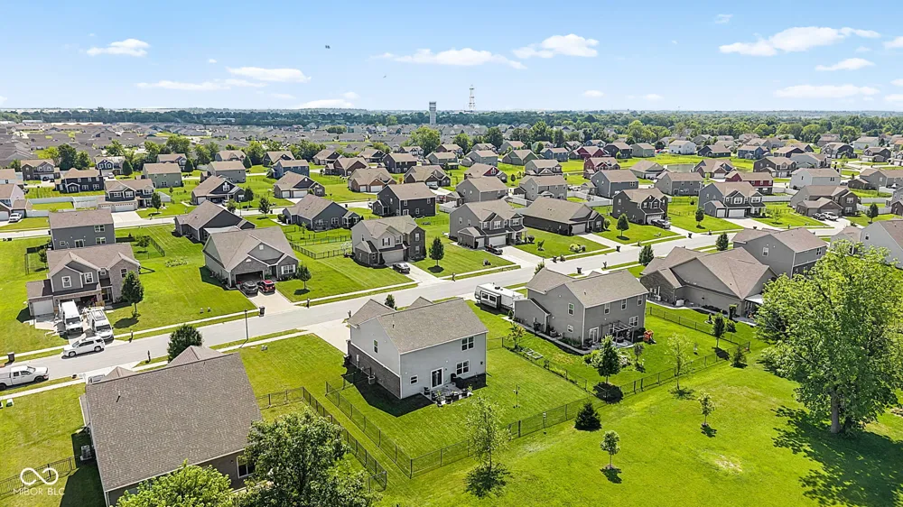 80 Blue Lace Drive Whiteland, IN 46184