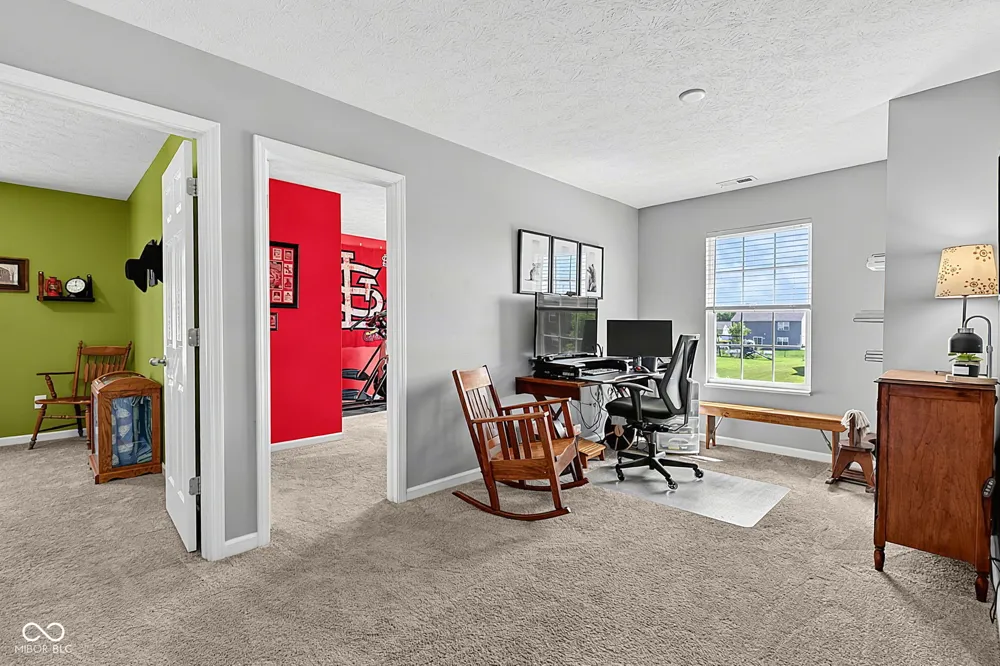 80 Blue Lace Drive Whiteland, IN 46184