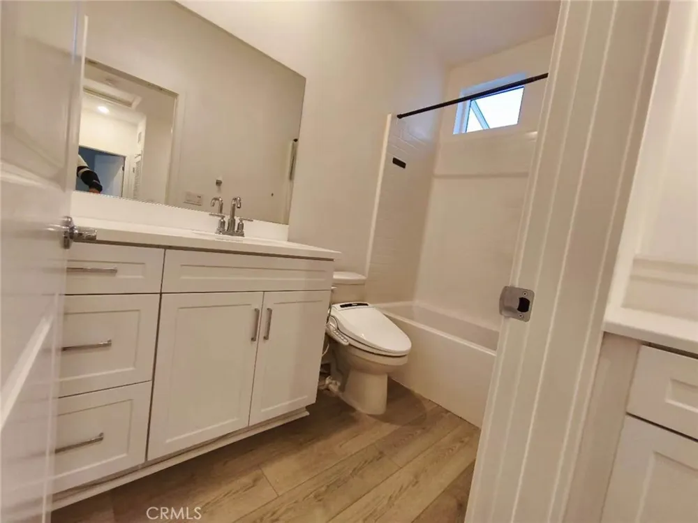 4096 E Luna Paseo #45 Ontario, CA 91764