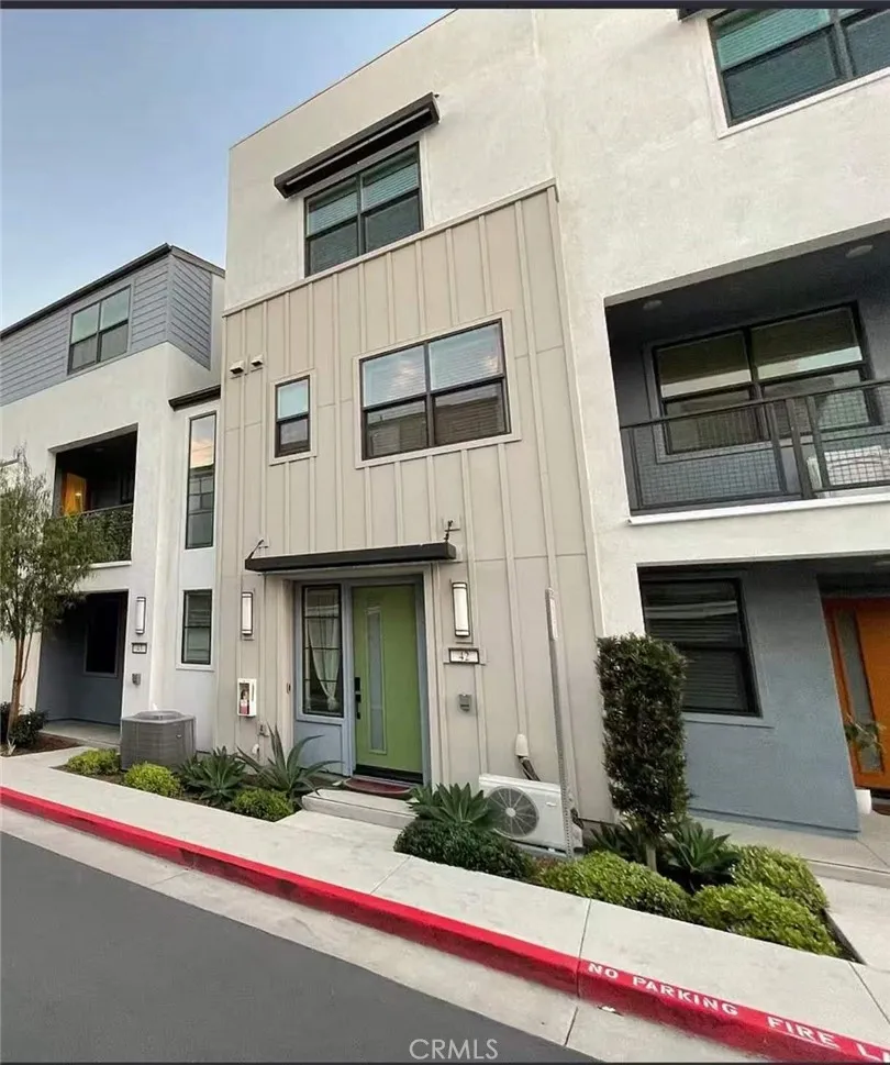 4096 E Luna Paseo #45 Ontario, CA 91764