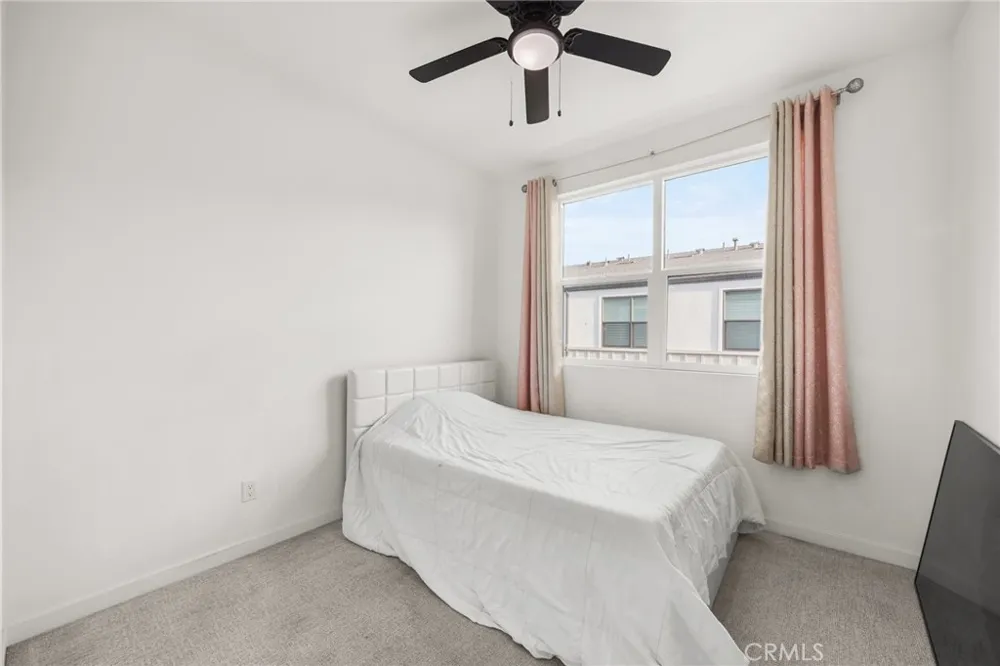 4096 E Luna Paseo #45 Ontario, CA 91764