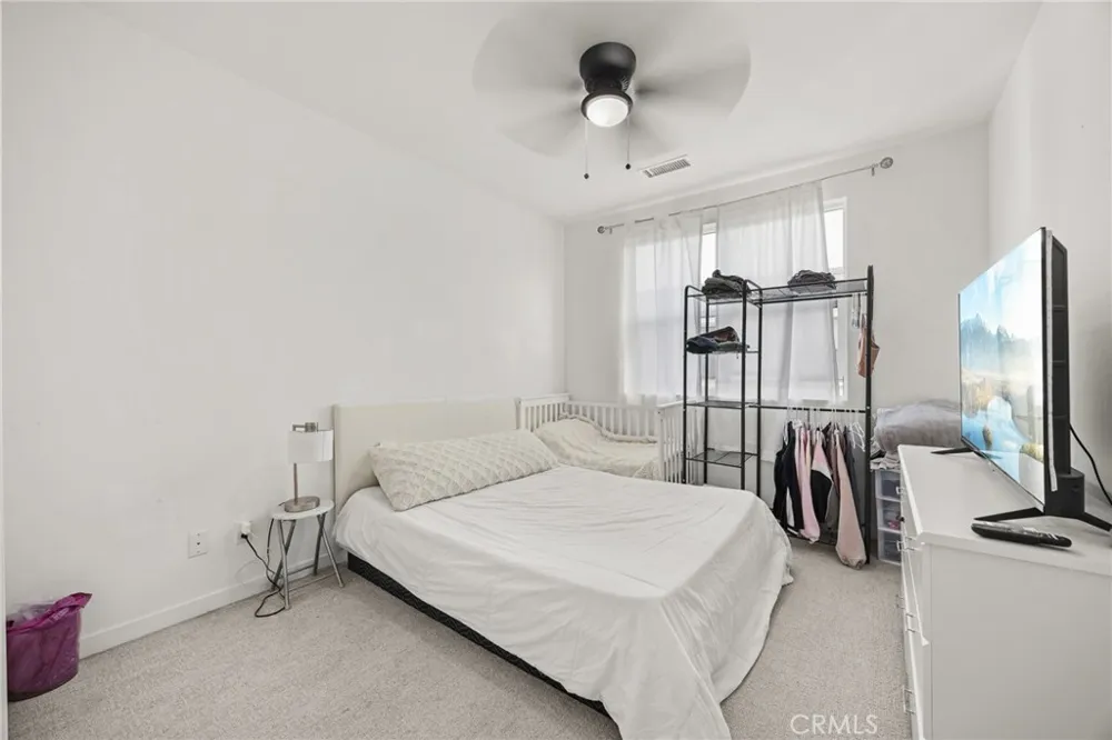 4096 E Luna Paseo #45 Ontario, CA 91764