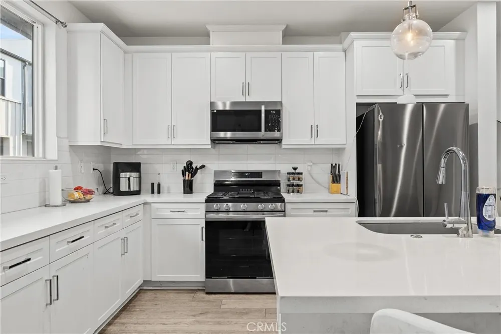 4096 E Luna Paseo #45 Ontario, CA 91764
