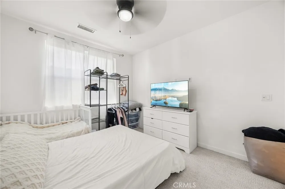 4096 E Luna Paseo #45 Ontario, CA 91764