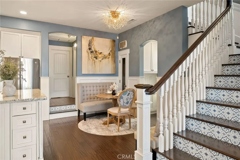 713 Larkspur Avenue Corona del Mar, CA 92625