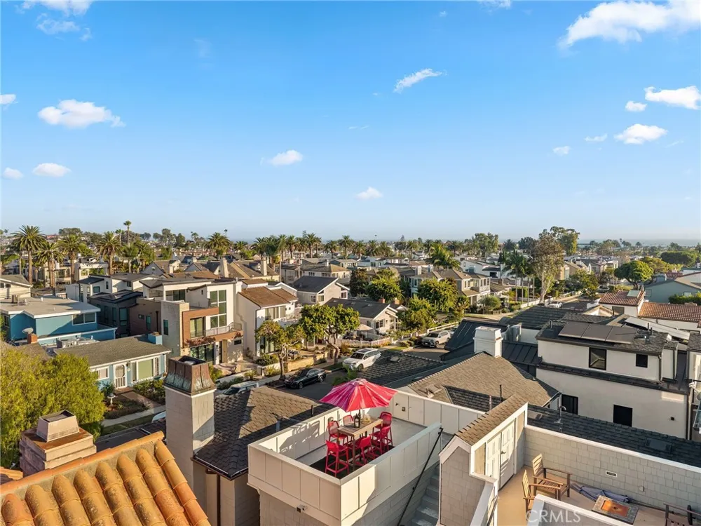 713 Larkspur Avenue Corona del Mar, CA 92625